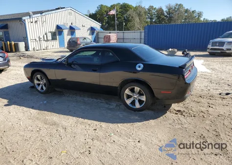2016 Dodge Challenger Sxt z USA, uszkodzony, nr VIN 2C3CDZAG6GH284973